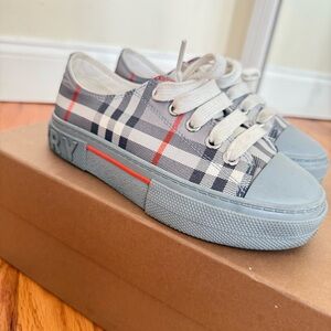 Burberry kids sneakers